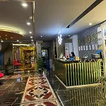 Golden Lux Hotel
