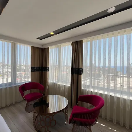 Golden Lux Hotell