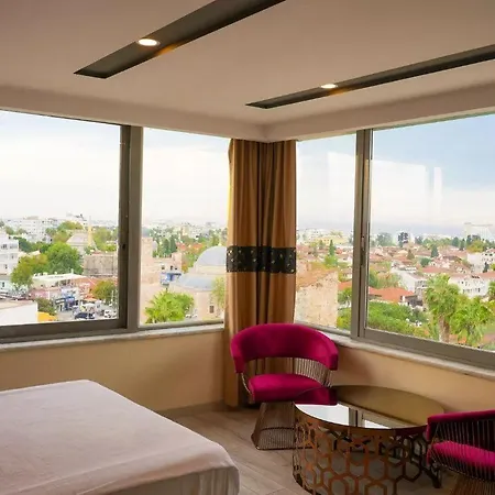 Golden Lux 3* Antalya